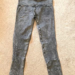 CHI TOWN Textured Gray Leggings - S